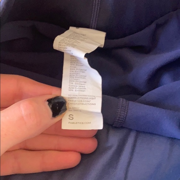 Fabletics Shorts - Picture 2 of 4